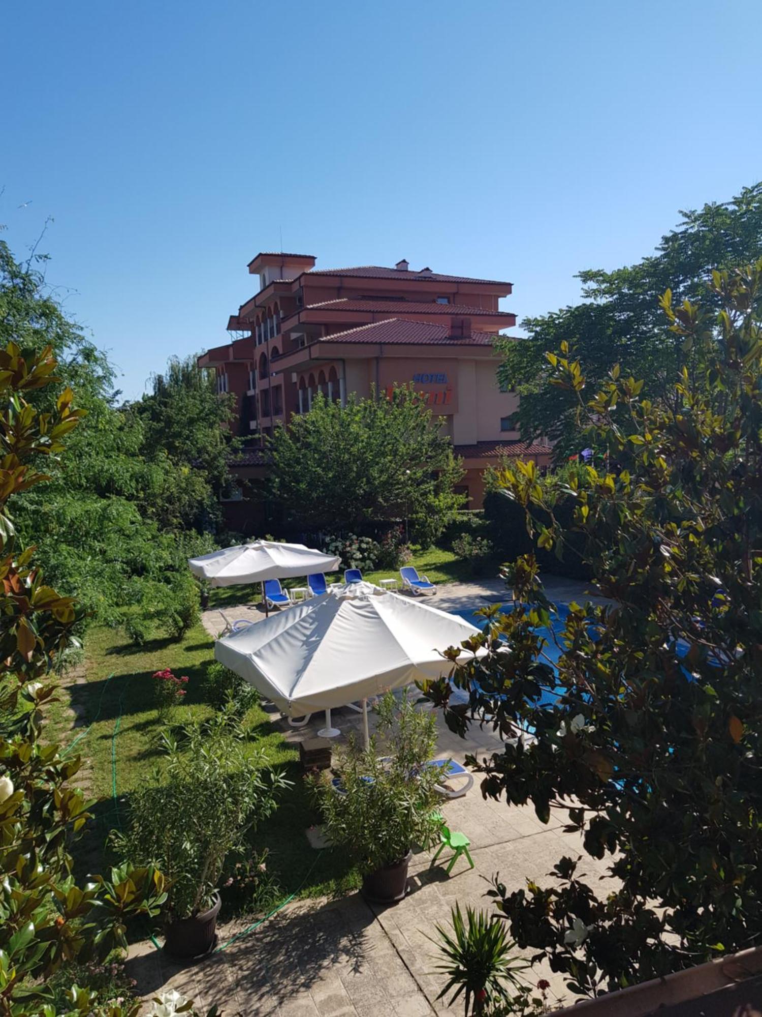 Family Hotel Magnolia Sunny Beach Exterior photo